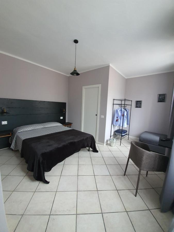 1928 Guest House Pogno Esterno foto